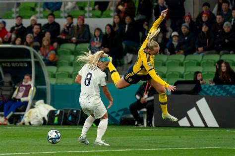 Fifa Womens World Cup Sweden Beat Usa On Pens Dutch Also Through