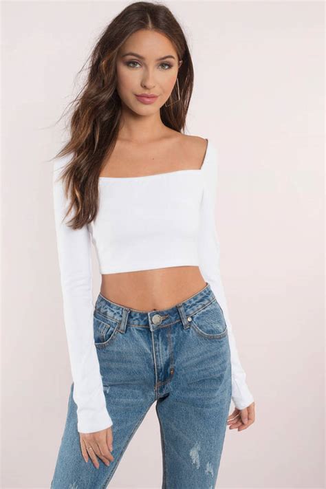 20 Long Sleeve Crop Tops To Shop This Fall Stylecaster