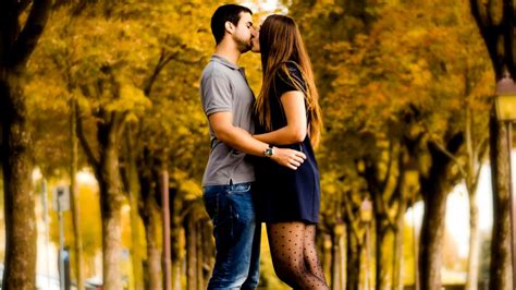 Love Kiss Wallpaper 2018 68 Pictures