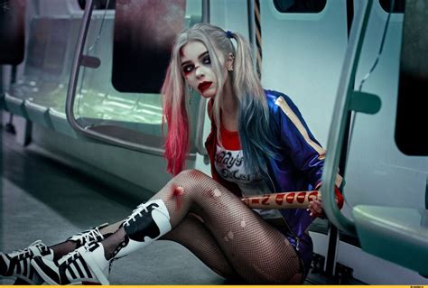 11 hottest harley quinn cosplays that are just wow quirkybyte