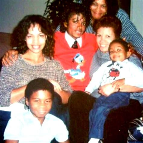 Michael Jackson And Black Children Michael Jackson Pics Janet Jackson