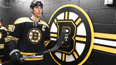 Boston Bruins Captain Zdeno Chara Gets One Year Extension Espn