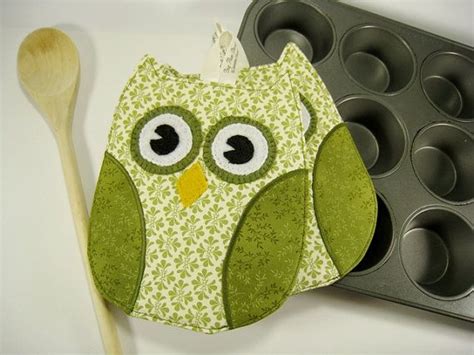 My Favorite Color Love Love These Owl Pot Holders Owl Kitchen Dream Kitchen The Pussycat