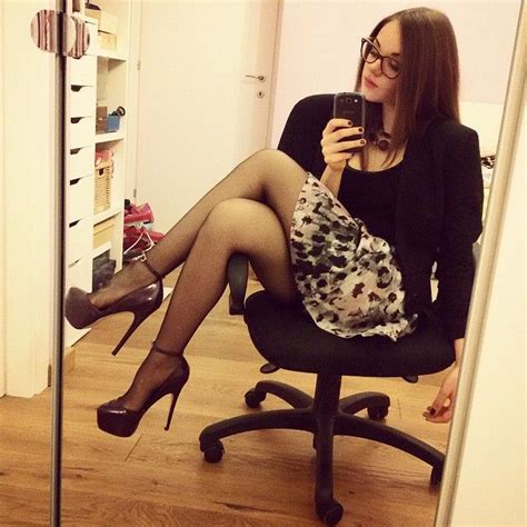 The Sexy Secretary Look Scrolller