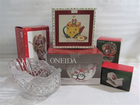 Transitional Design Online Auctions 6 Piece Holidaychristmas Lot