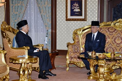 The prime minister's department (malay: 2020: Agong receives PM in first pre-Cabinet meeting ...