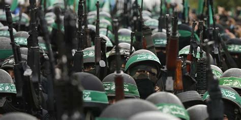 Hamas dan fatah ingin menjalin rekonsiliasi demi menyatukan palestina dalam menghadapi manuver dipomasi israel dan amerika serikat. Palestine: Hamas disapproves Saudi terror group label ...