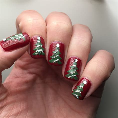 Christmas Tree Nails With Holo Cindy S Cute Corner
