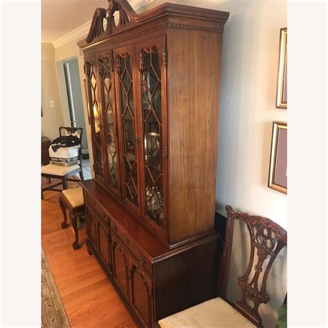 Thomasville Cherry China Cabinet Aptdeco