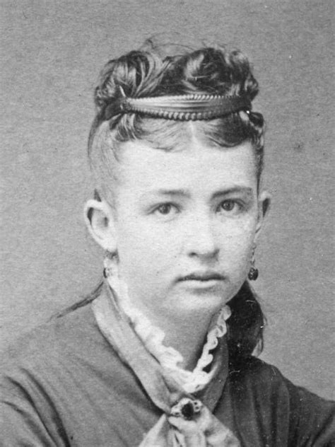 Young Woman Wearing Bandeau Type Hair Comb Carte De Visite 1880s 1800s