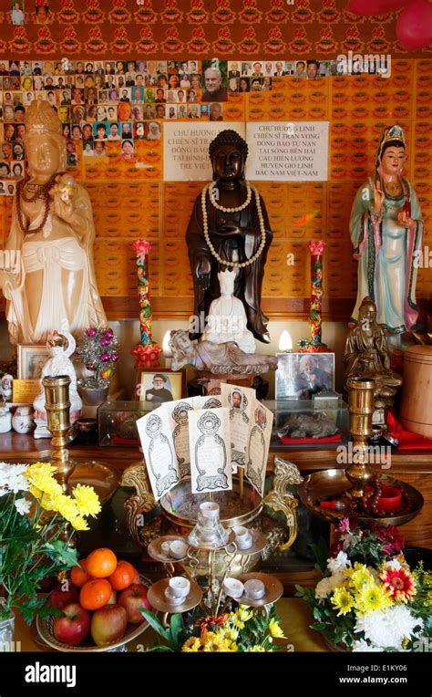 Tu An Buddhist Temple Ancestors Altar Stock Photo Alamy