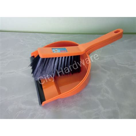 Lion Star Cleaning Dustpan And Broom Penyapu Dan Penyeduk Sweeping