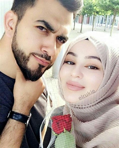 Pin By Muzzammil Hussain On Beautiful Muslim Couples Cute Muslim Couples Muslim Couples