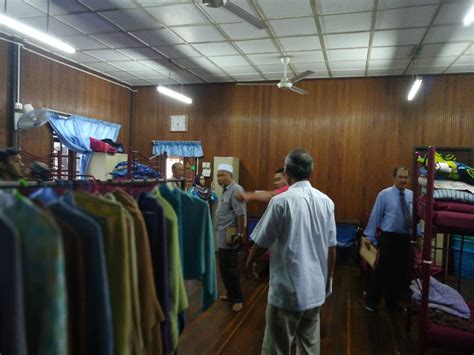 Sila jelaskan cukai tanah anda sebelum 1 jun bagi mengelakan denda, pembayaran cukai tanah boleh di buat di kaunter pejabat tanah dungun atau pejabat tanah di negeri terengganu yang berdekatan anda. SEKTOR PENGURUSAN PEMBANGUNAN MURID PEJABAT PENDIDIKAN ...