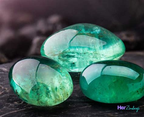 Gemstone Expert Shares Benefits Of Wearing Jade Stone Herzindagi