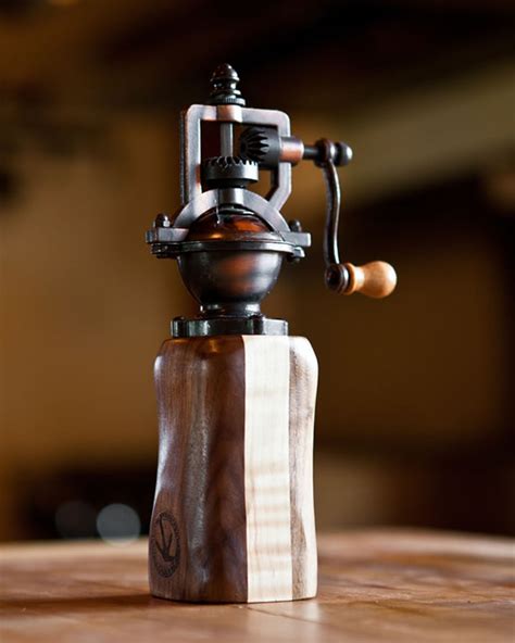 Via salvatore di giacomo n. Hand Pepper Grinder ⋆ Red Rooster Trading Company
