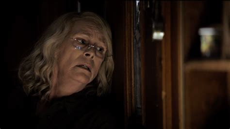 ‘halloween Review Jamie Lee Curtis Look Out The New York Times