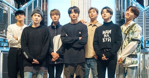 Последние твиты от bts_official (@bts_bighit). BTS Collaborates With Charli XCX On Song "Dream Glow"