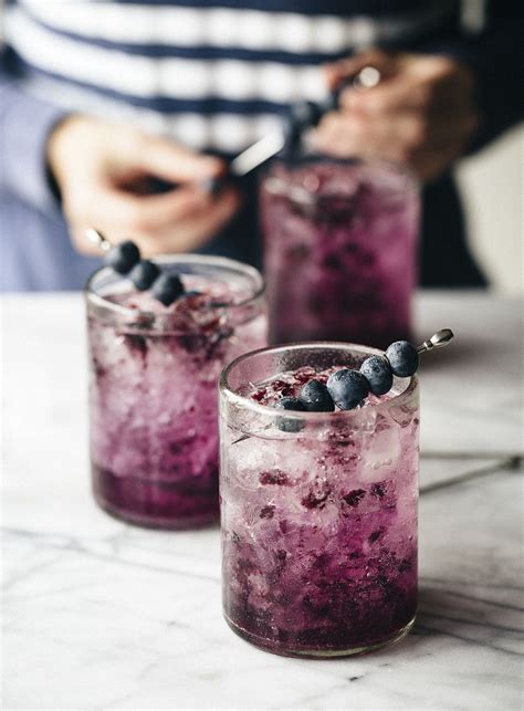 Blueberry Soda Cocktail Delicious Drink Recipes Easy Cocktails Purple Drinks