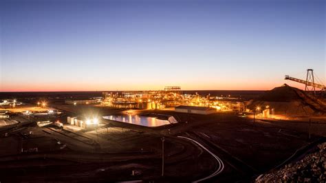 Bhp Completes The Oz Minerals Acquisition E And Mj