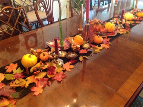 Thanksgiving Table Waxed Leaves Mini Pumpkins And Gourds