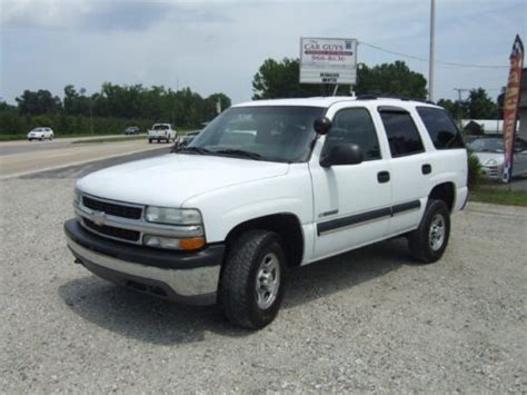 Purchase Used 2003 Chevrolet Tahoe 4 Wheel Drive Nice In Providence
