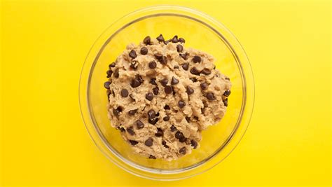 The Telltale Signs That Your Cookie Dough Is Overmixed Or Undermixed