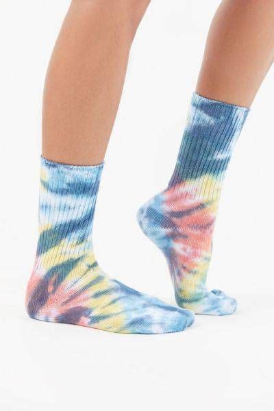 21 Pretty Tie Dye Pieces That Are Also Super Comfortable Pretty Tie Dye Tie Dye Socks Tie Dye