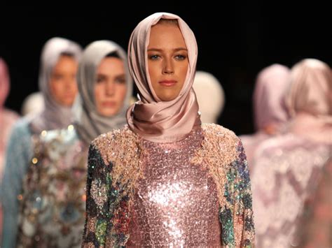 Muslim Fashion Designer Makes History With Hijab Collection At New York Fashion Week The