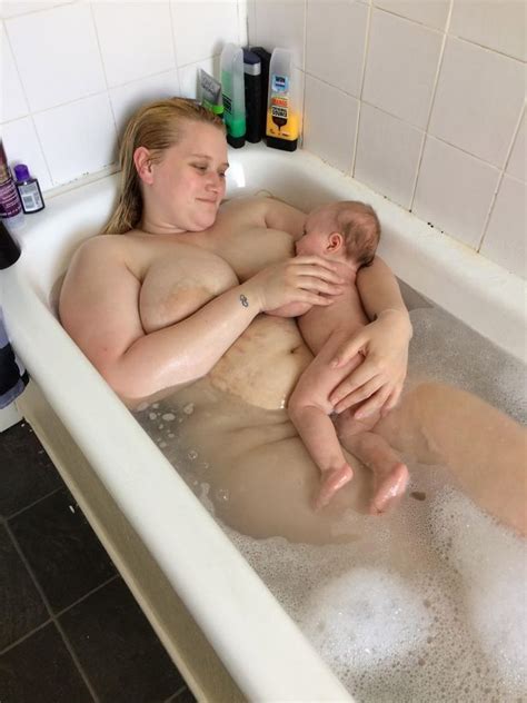 Bath Nude Pics Hot Naked Pics