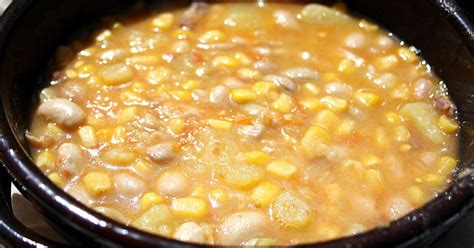 Peresniki s toskansko omako in pršutom. RECEPT: Mineštra bobiči — Scuola dell'olio