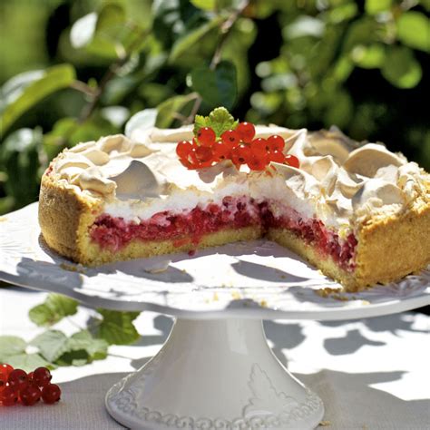 Johannisbeerkuchen mit Baiserhaube Rezept