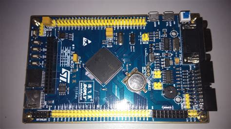 Explore a wide range of the best arduino board on. Arduino for Beginners: Uploaded Arduino blink example to a ...