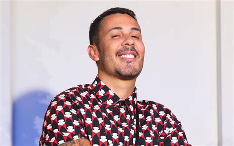 Carlinhos maia se pronunciou após ser acusado de pedir permuta para . Após festa de Carlinhos Maia, mais de 40 funcionários ...
