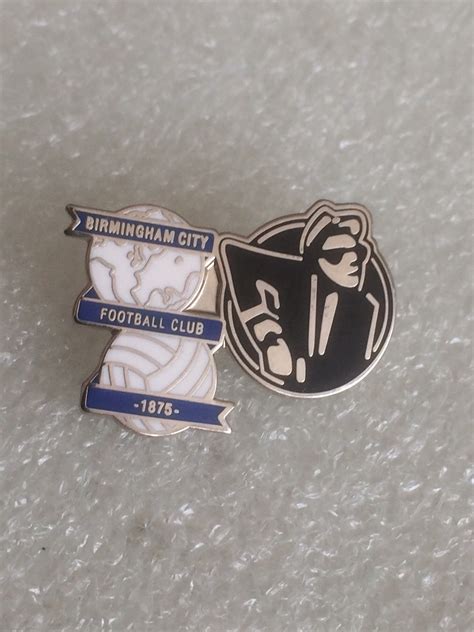 The ska x fedfe แข่งโดดยาง. Birmingham City Twin Badge with Ska Man Design - The ...