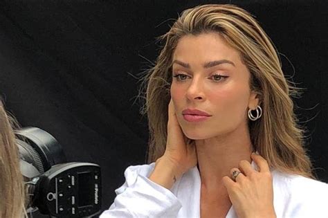 Check spelling or type a new query. 'Deixa acontecer naturalmente', diz Grazi Massafera sobre ...