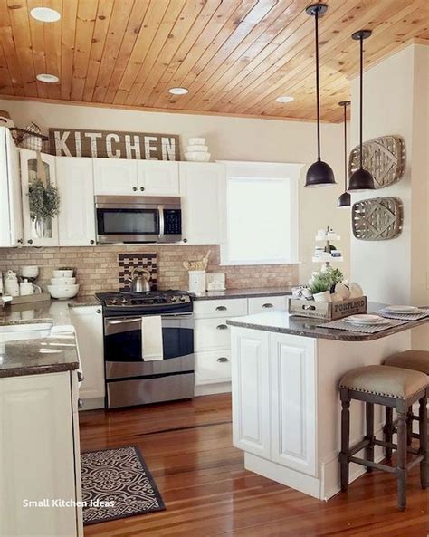 A farmhouse kitchen decor is closely related to country style. 37 Best Farmhouse Wall Decor Ideas for Kitchen - Ideaboz