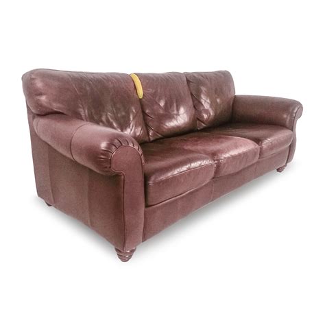 They have a soft sheen that invites you to sit down and sink into comfort. 85% OFF - Natuzzi Natuzzi Brown Leather Couch / Sofas