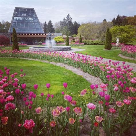 Niagara Parks Botanical Gardens Is Located On The Scenic Niagara