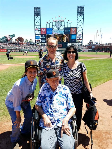 Get tmz breaking news sent right to your browser! Chuck Yeager on Twitter: "@RASterban We missed you at SF ...