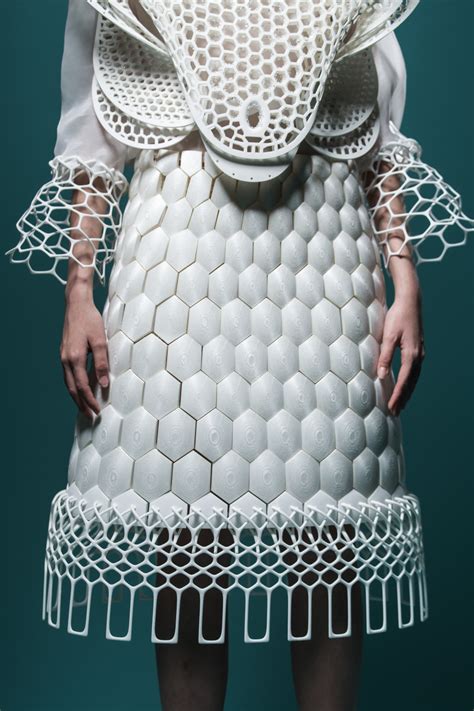 Reader Submitted Beeing Human—a 3d Printed Clothing Collection Inspired By Honeycombs Laptrinhx