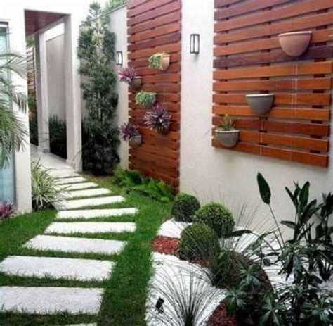30 Inspiring Minimalist Garden Landscape Ideas That You Will Like
