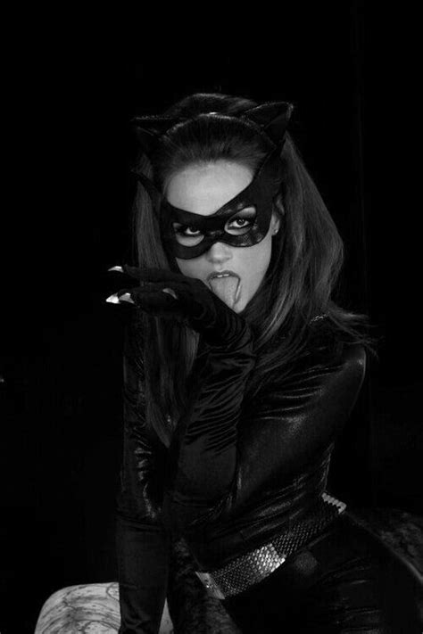 I M Cat Woman Hear My Roar Miau Catwoman Comic Catwoman Cosplay Cat Costumes