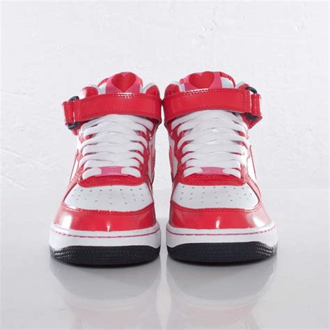 Nike Air Force 1 Mid GS "Valentine's Day" - SneakerNews.com