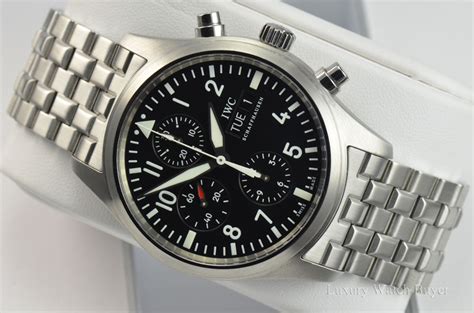 Iwc Mens Classic Pilots Automatic Day Date Chronograph Stainless Steel Watch Iw371704 Luxury