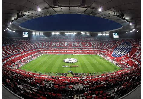 Champions league favorite bayern munich faced off against a cinderella lyon side in the second semifinal with the winner advancing to sunday's final vs. Fotobehang Bayern München Stadion - wall-art.nl