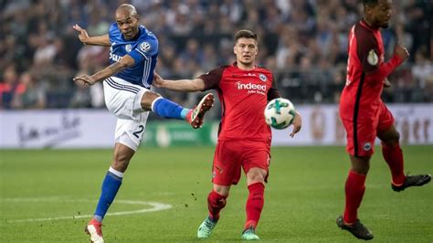 Schlusspfiff frankfurt in schalke (halbfinale 2018). 2017/2018 | DFB-Pokal | 5 - FC Schalke 04 : Eintracht ...