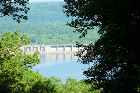 Center Hill Dam | Tennessee waterfalls, National register of historic