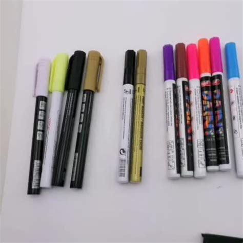 A paintbrush is usually made by clamping the bristles to a handle with a ferrule. Multi-color Waterproof Non-toxic Fine Point Touch Up Paint ...