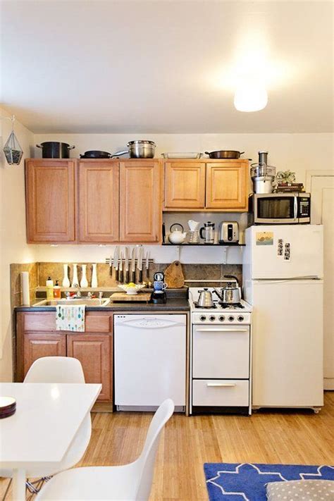 35 Brilliant Small Apartment Kitchen Ideas
